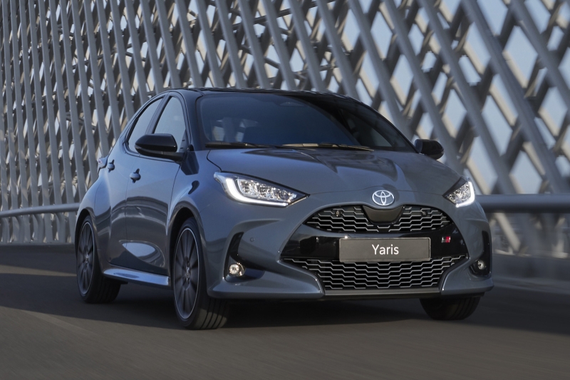 Toyota Yaris GR Sport получил несколько обновок к 2025 модельному году