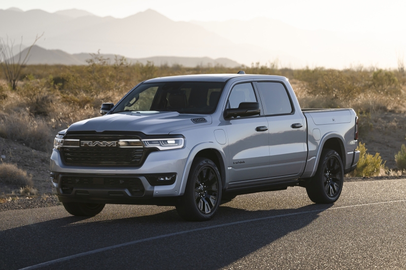 Ram уточнил показатели 1500 Ramcharger: мощность стала меньше, разгон до «сотни» – медленнее
